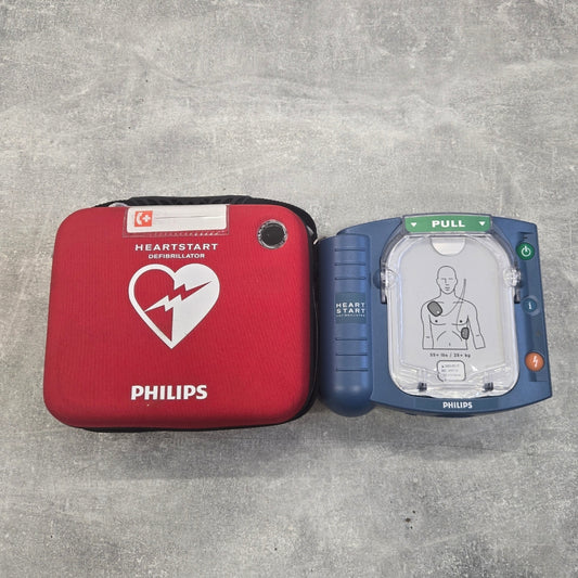 Pre-Owned, Philips Heartstart HS1 Defibrillator (With new battery & PAD's) - Semi Automatic