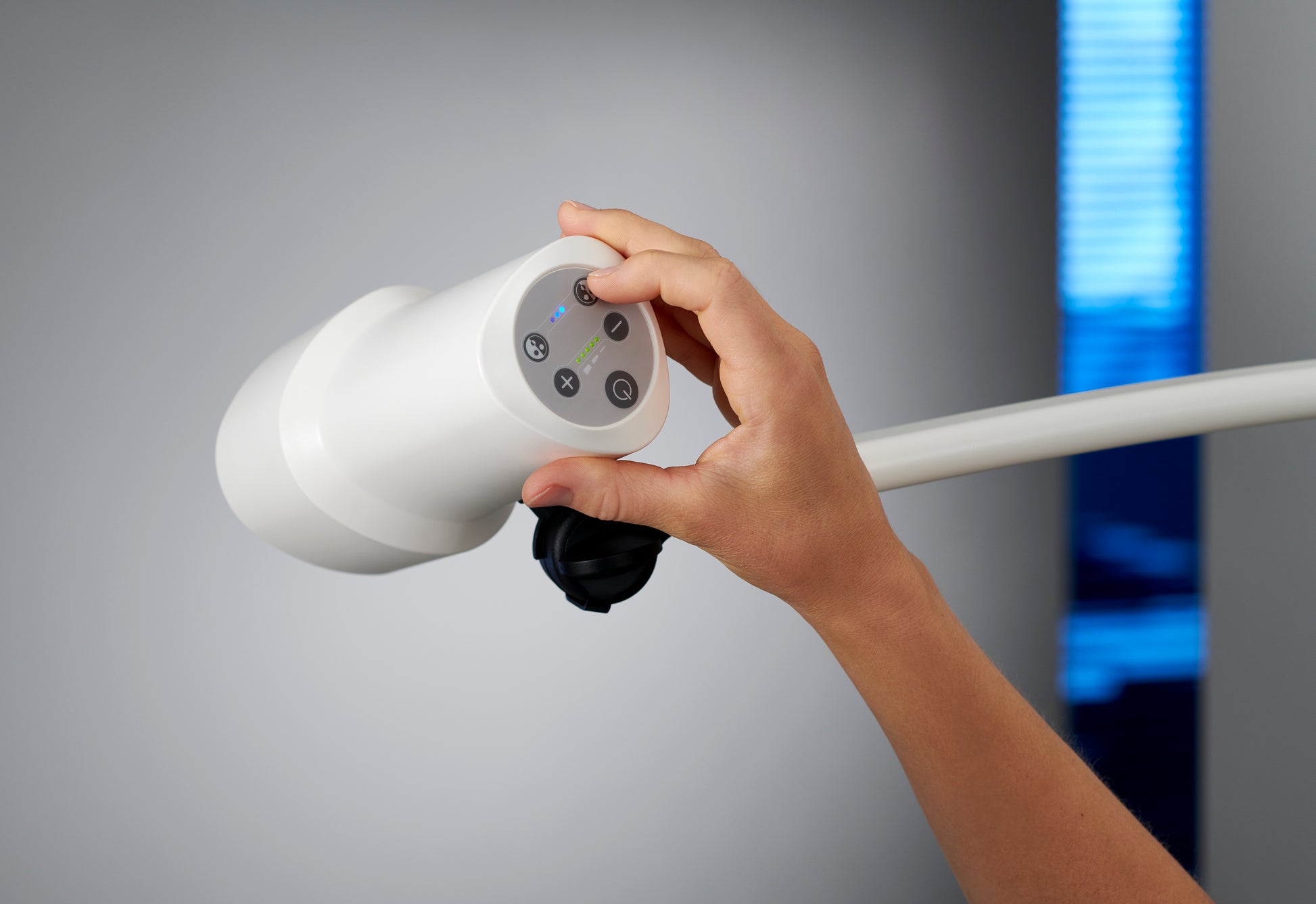 Brandon Medical - Coolview CLED53 LED Examination Light FX Arm with LED technology - controls