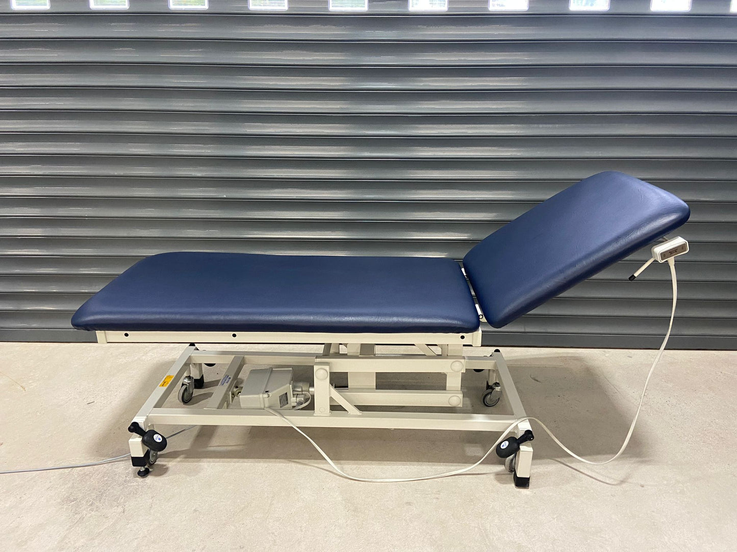 Reconditioned Two Section Electric Medical / Physio / Treatment Couch