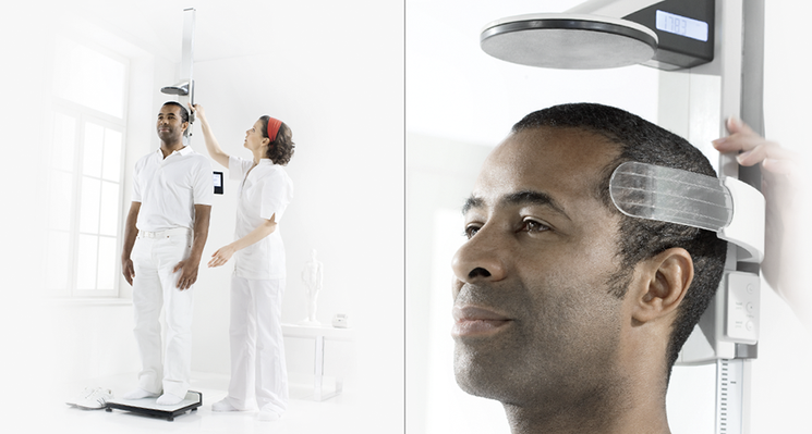 seca 285 - Digital measuring station for weight, height, BMI with wireless connectivity