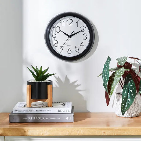 Round Wall Clock