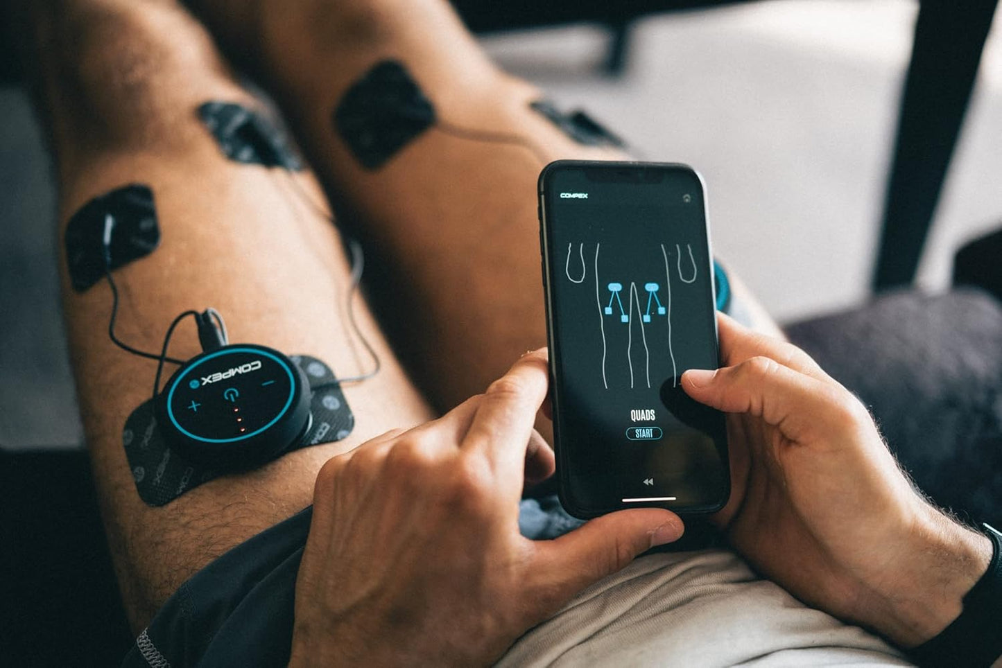 COMPEX - Wireless muscle stimulator Mini TENS, EMS, Massage - 2 independent channels, 6 programmes and controlled by an intuitive app