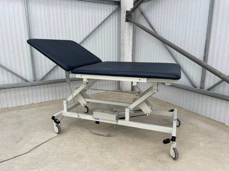Reconditioned Bariatric Medical / Physio / Treatment extra wide Electric Couch - black