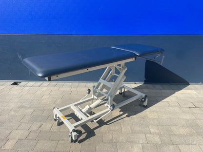 Reconditioned Two Section Hydraulic Couch