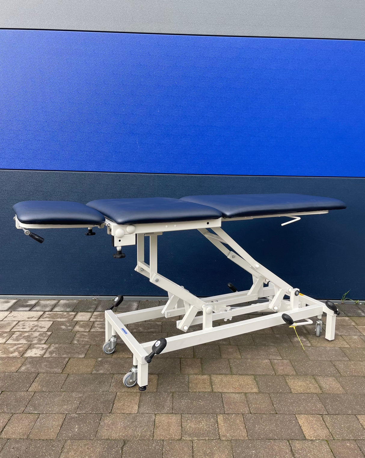 Reconditioned Three Section Drop End Couch fully reclined 