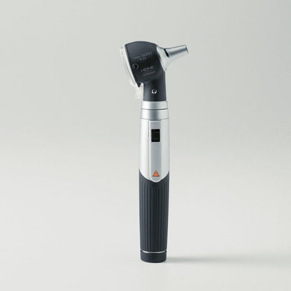 HEINE mini 3000 LED Otoscope Set with Battery Handle D-008.70.120