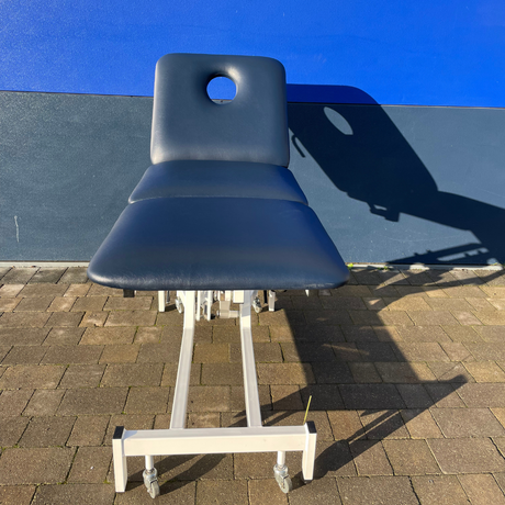 Reconditioned Three Section Hydraulic Medical Physio Treatment Couch with facehole-4
