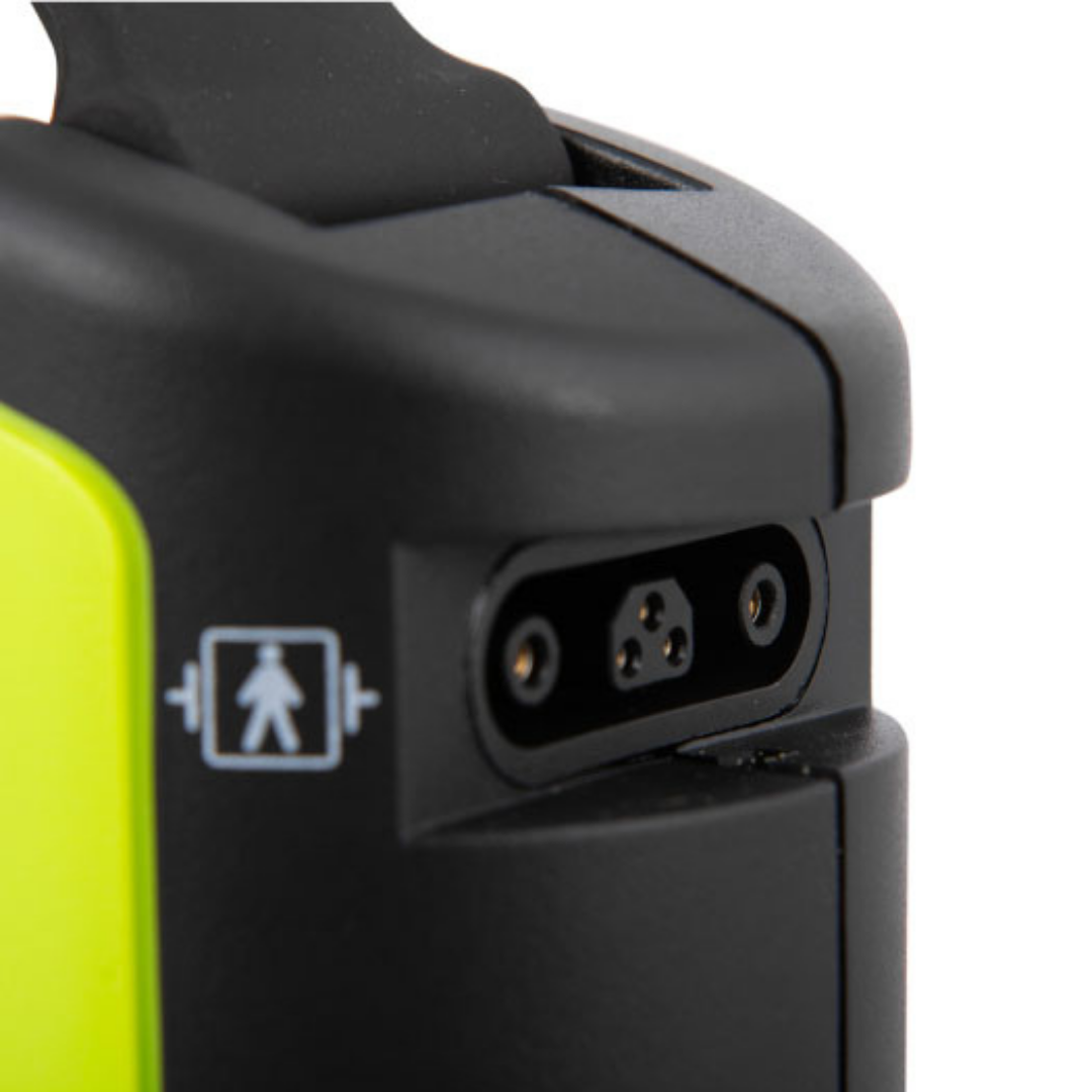 Vivest PowerBeat X3 Semi-Automatic Defibrillator - Digital Screen