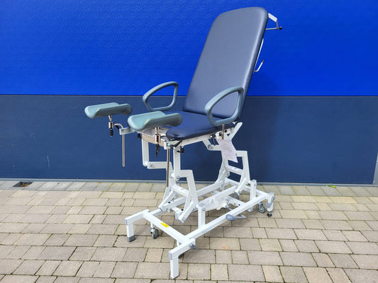 Reconditioned Electric Gynaecology Couch