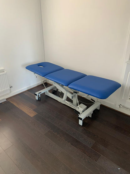 Reconditioned Three Section Electric Medical / Physio / Treatment Couch with facehole