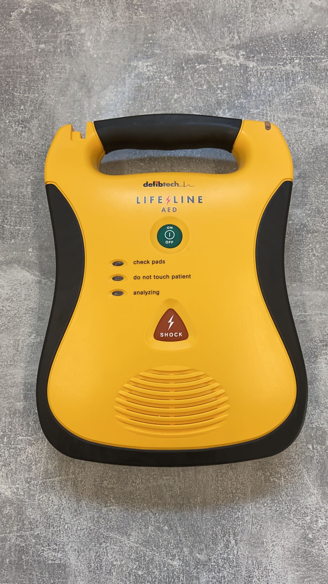 Preowned Defibtech Lifeline AED Semi-auto (With accessories and carry bag)