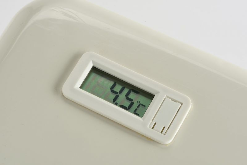 18L Nomad Hard Gels Medical Cooler with Alarmed Thermometer (incl.VAT)