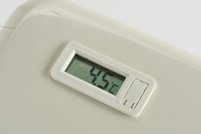 8L Nomad Medical Cool Box - Hard Gel Packs (incl. VAT)
