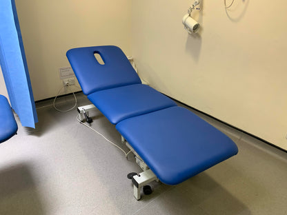 Reconditioned Three Section Electric Medical / Physio / Treatment Couch with facehole